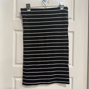 LOFT Black and White Pencil Skirt for Work WORN ONCE LIKE NEW